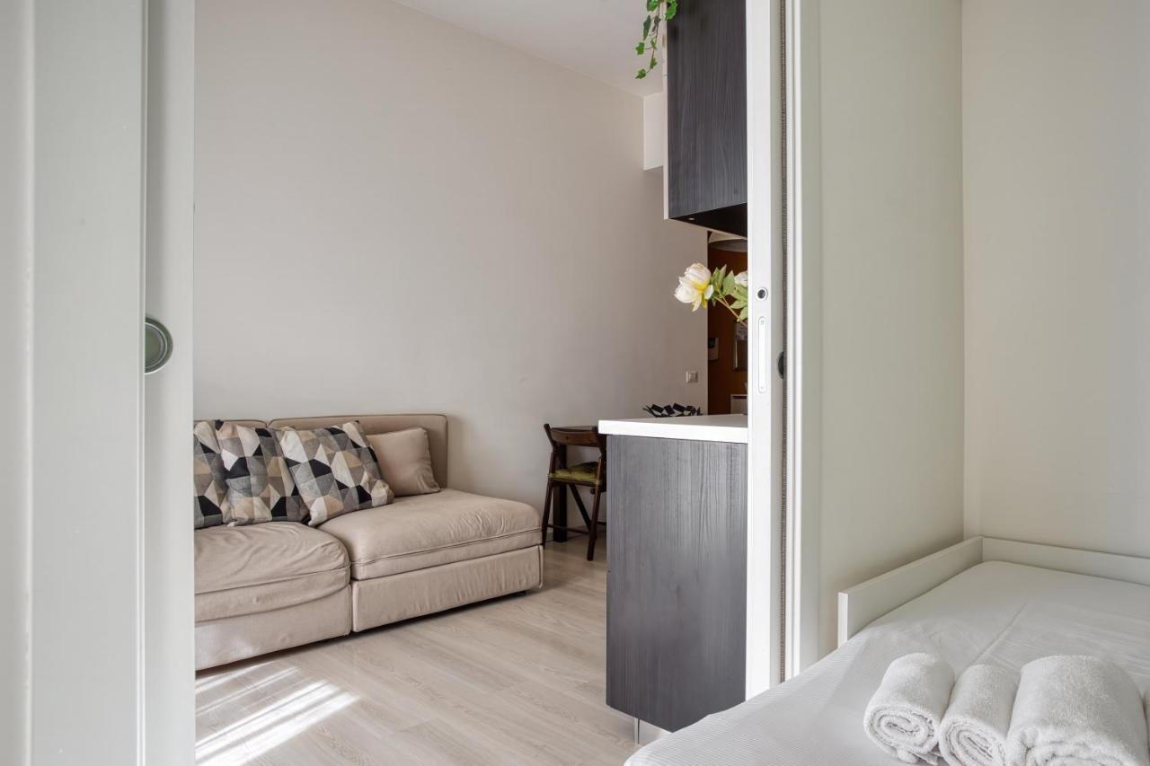 Joivy Vibrant 2Bed Apt With Balcony Milán Exteriér fotografie